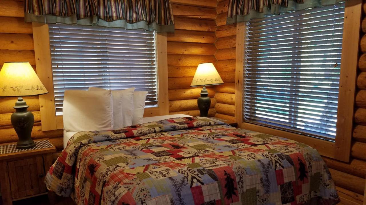 High Country Lodge And Cabins Pagosa Springs Exterior photo